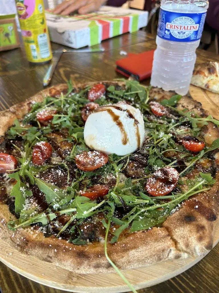 Nadou Bh_Pizza town_Louviers_review