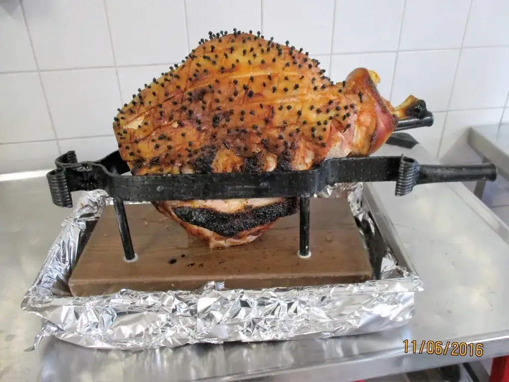 Le Relais des Tartasses_Chapelaude_slider_image_2