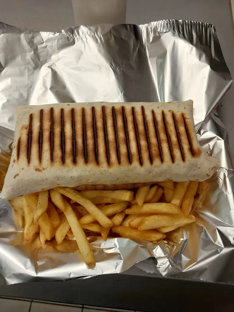 Menü_Bella Pizza_Marcilly-sur-Eure_Bild_3