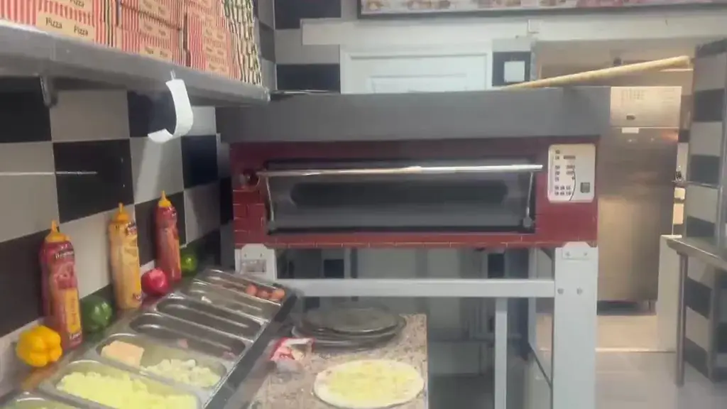 Bella Pizza_Marcilly-sur-Eure_slider_image_2