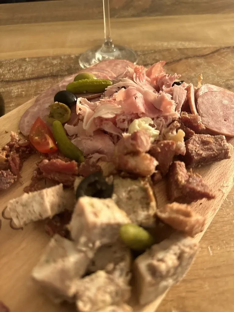 M Btl_Mon p'tit Bouchon_Bernay_review