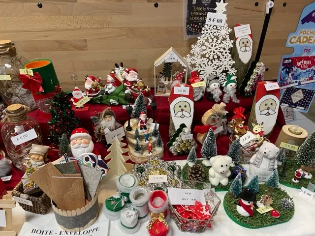 Au Village_Mesnières-en-Bray_slider_image_3