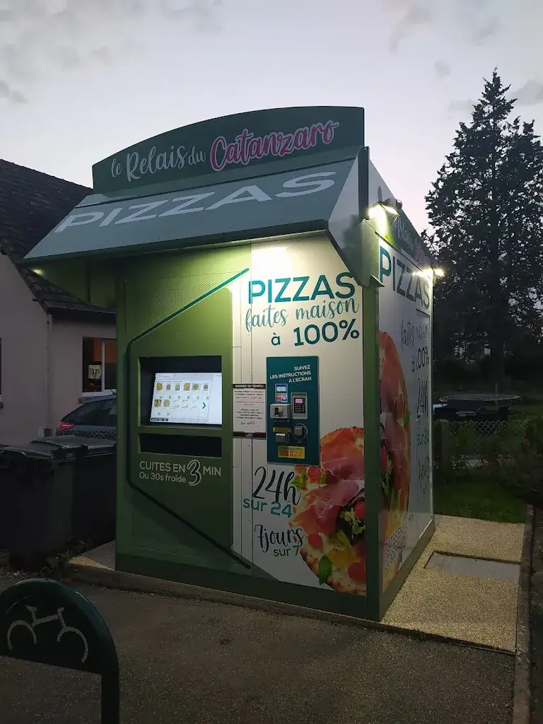 Pizza Dispenser_Mesnières-en-Bray_slider_image_1