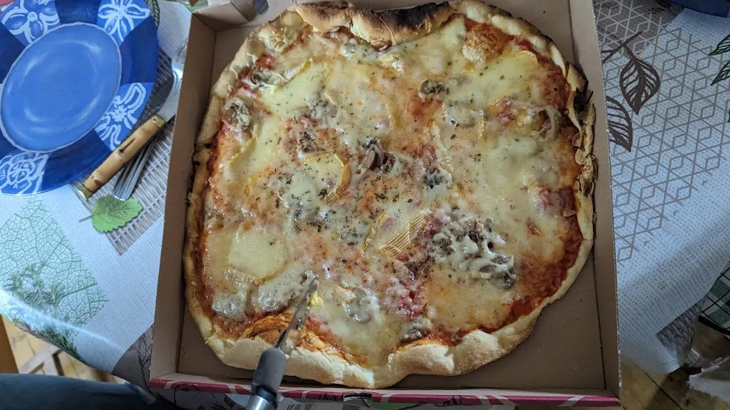 Menu_Pizzeria de la Toque_Huriel_image_4