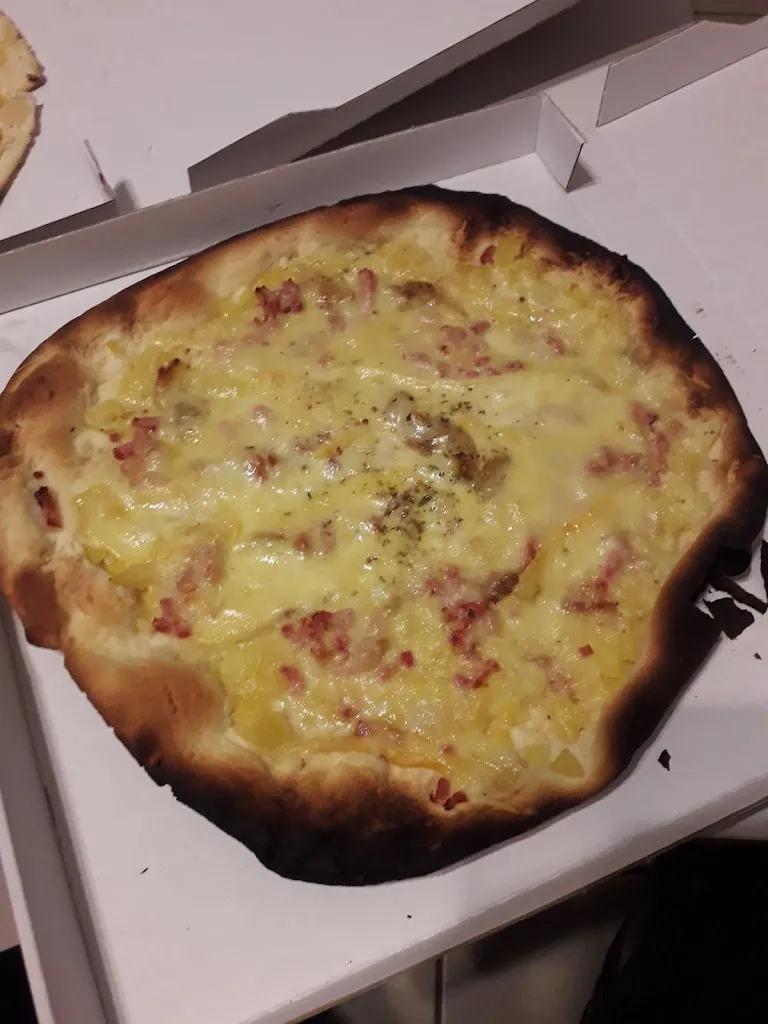 Menu_Pizzeria de la Toque_Huriel_image_5