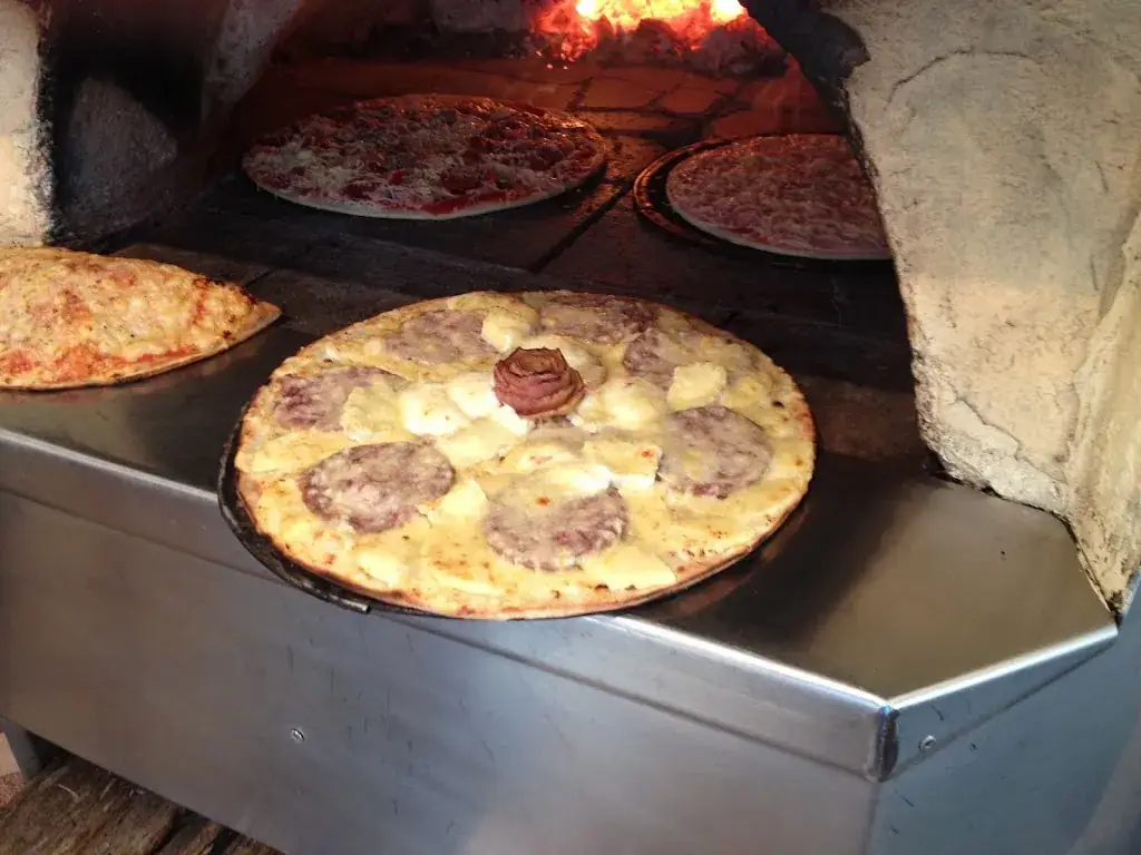 Menu_O Pizzalou_Montebourg_immagine_2