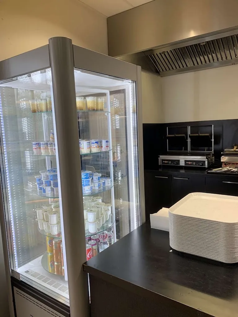 Louanne Atn_Restaurant Universitaire La soucoupe CROUS de Rouen_Mont-Saint-Aignan_review