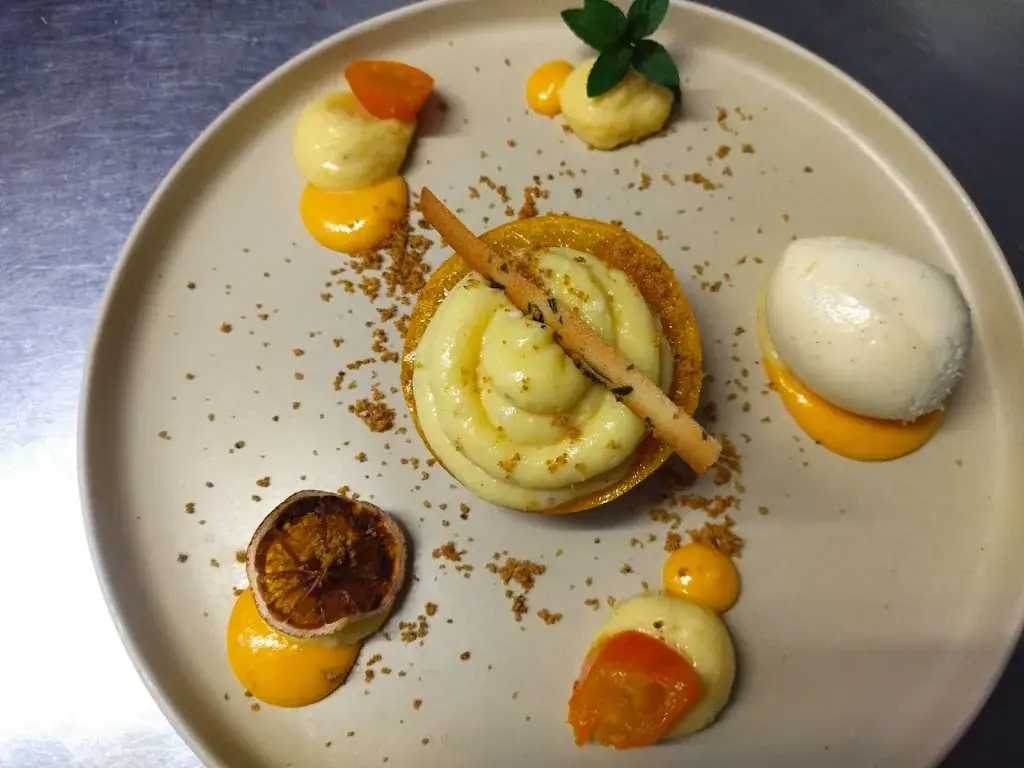 Restaurant de la Paquine_Ouilly-du-Houley_slider_image_2