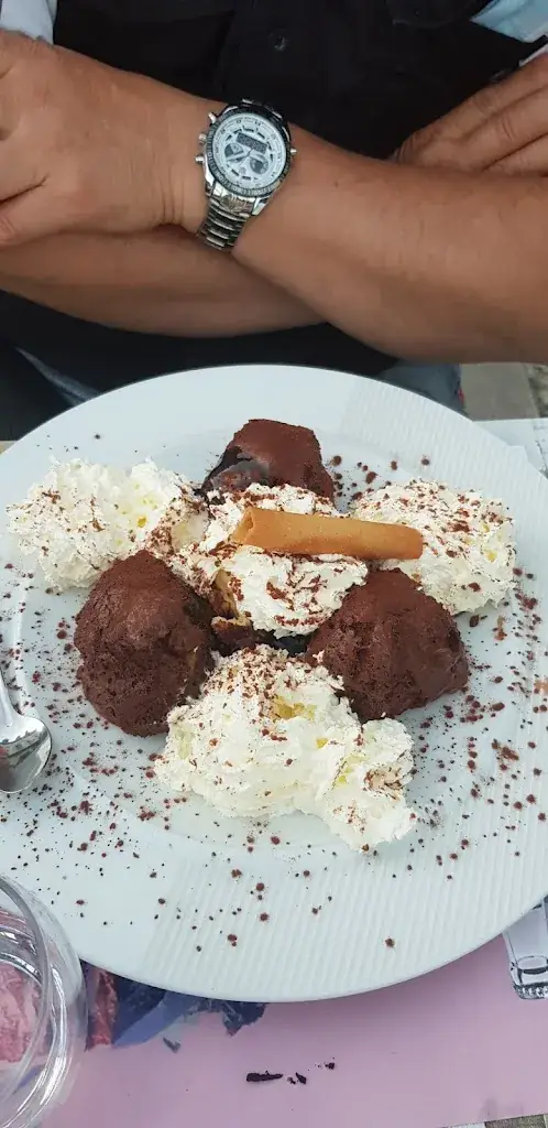 Menu_Pizza Bella_Amancy_image_7