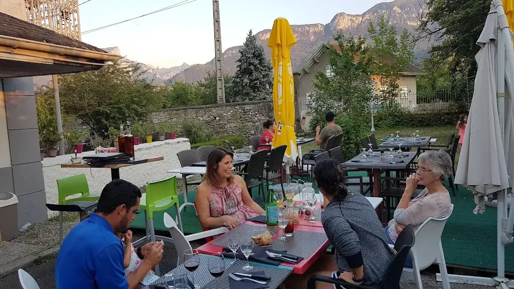 Anthony Perez_Pizza Bella_Amancy_review