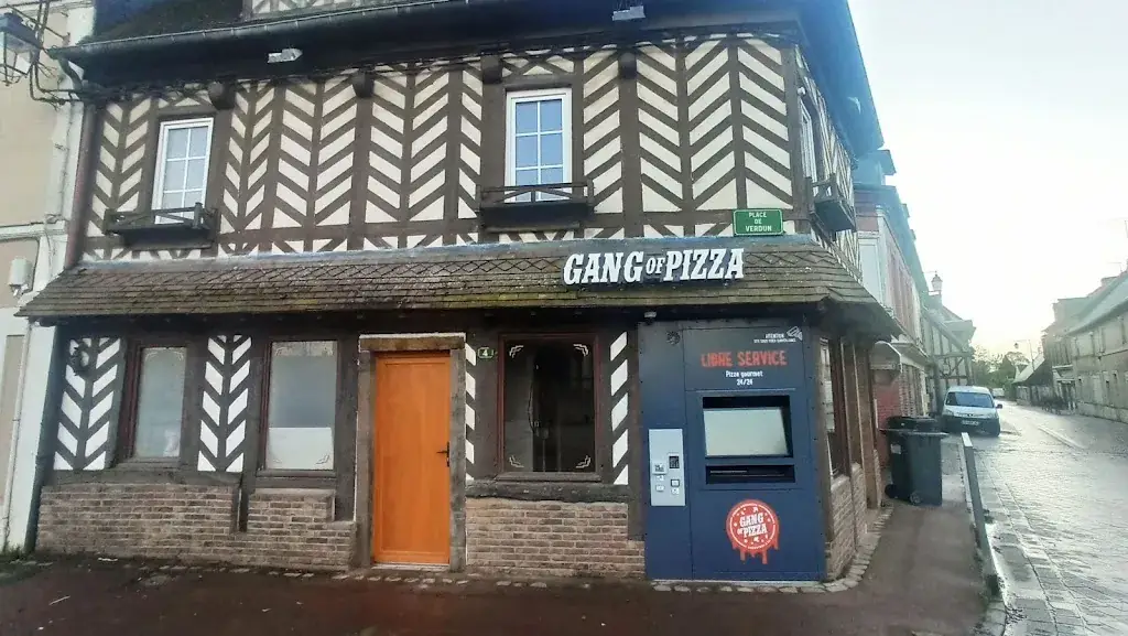 Gang Of Pizza restaurant in Moyaux