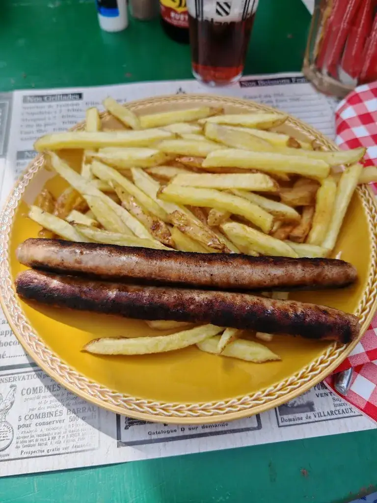 Severine Phoenix_La Guinguette des Puces du Moulin_Neaufles-Saint-Martin_review