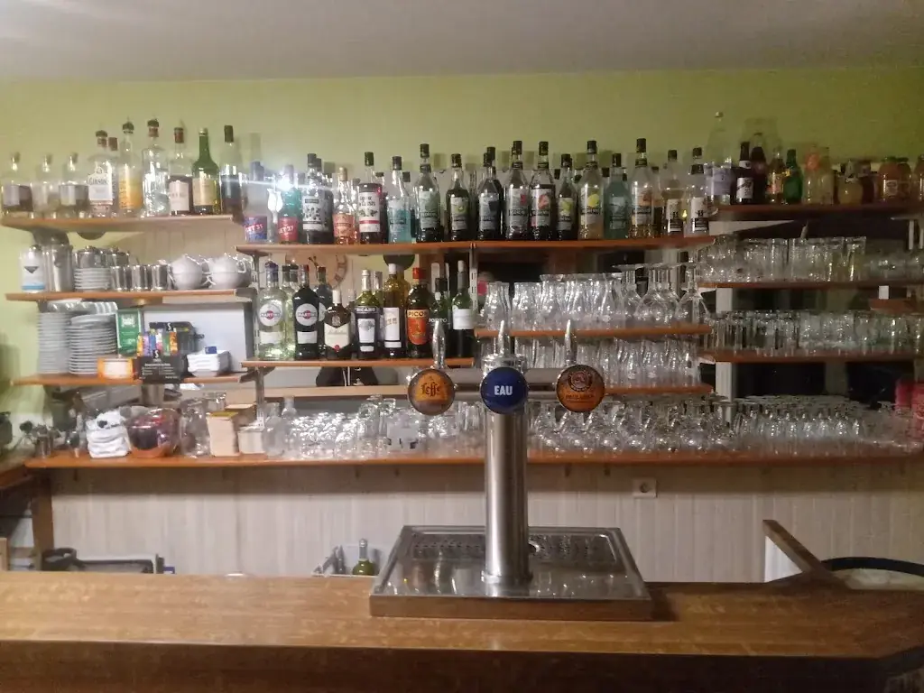 La Cour Des Grands_Mortain-Bocage_slider_image_3