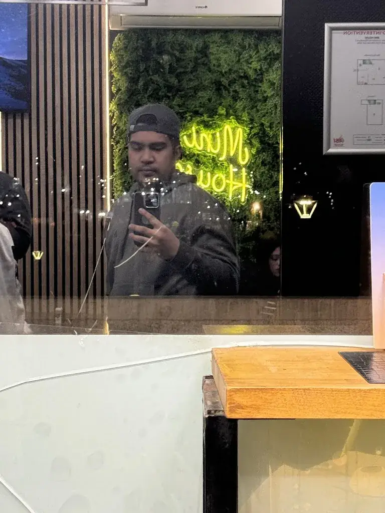 Jerome Gonzales_Mini house_Port-Jérôme-sur-Seine_review