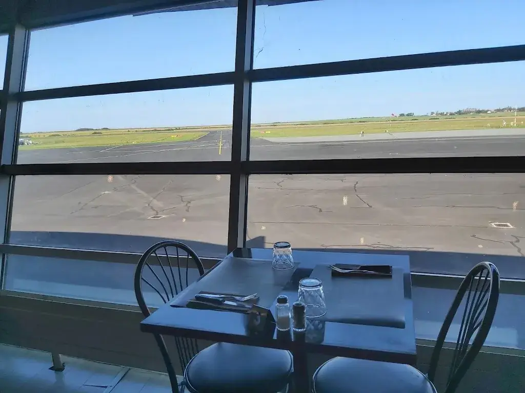 Brasserie de l'aéroport_Havre_slider_image_3