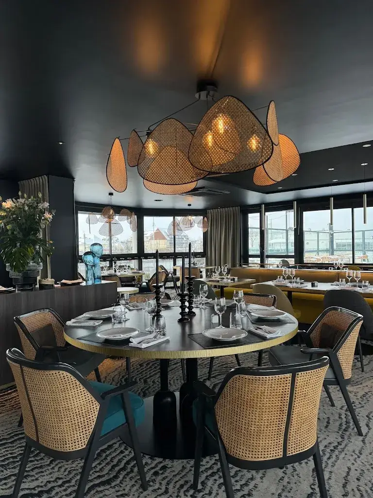 La Voile Blanche restaurant in Ouistreham