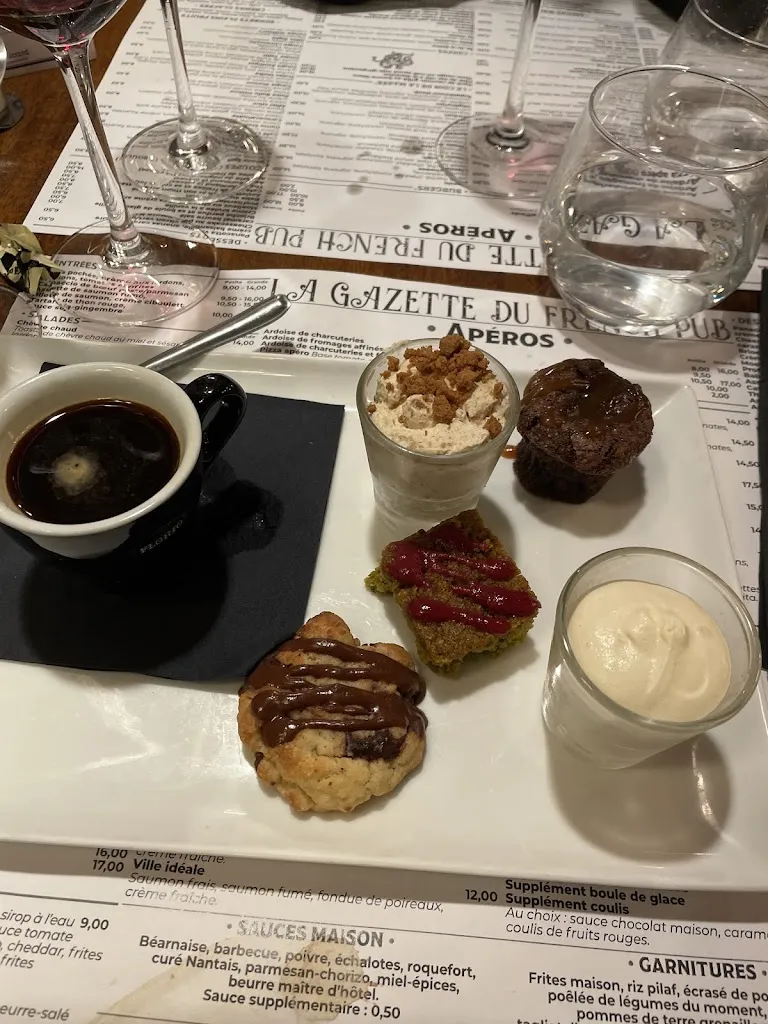 Nabil Bouamama_The french pub_Pacy-sur-Eure_recensione