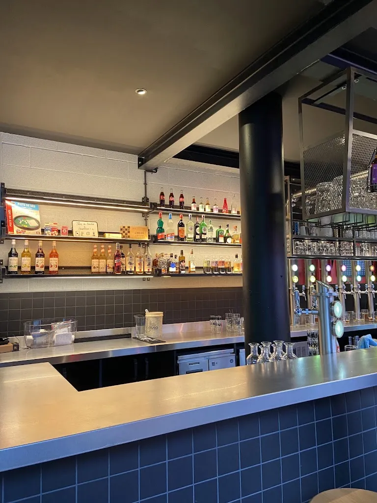 Ninkasi Rouen_Petit-Couronne_slider_image_2