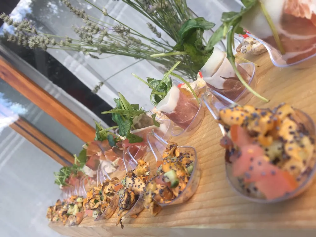 Le Win's Field_Jacob-Bellecombette_slider_image_2