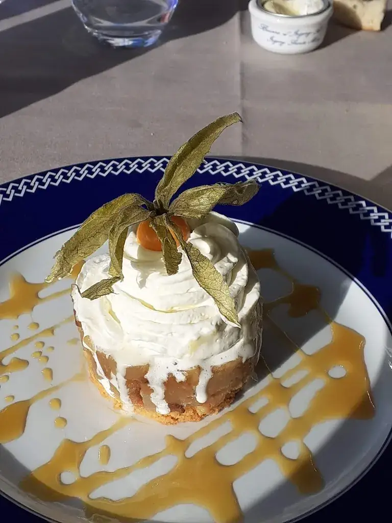 Jacqui MacIntyre_Restaurant de la Mer_Pirou_review