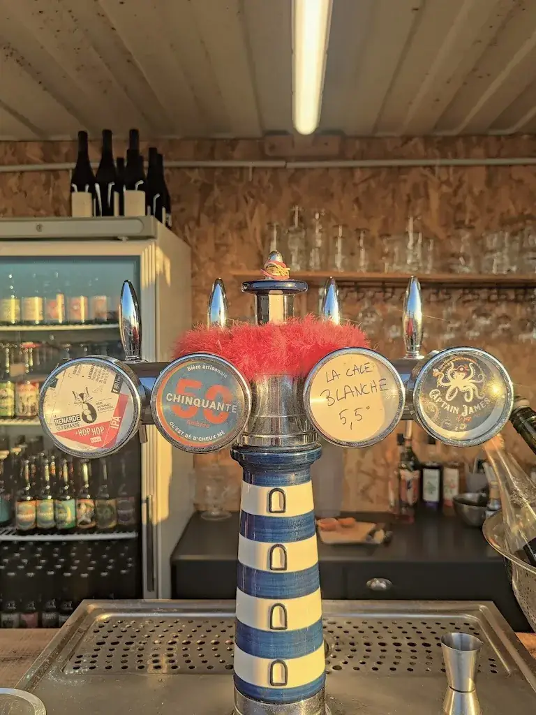 West Bar_Pirou_slider_image_1