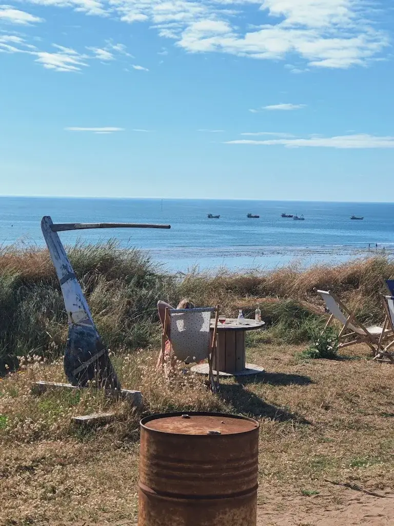 West Bar_Pirou_slider_image_3