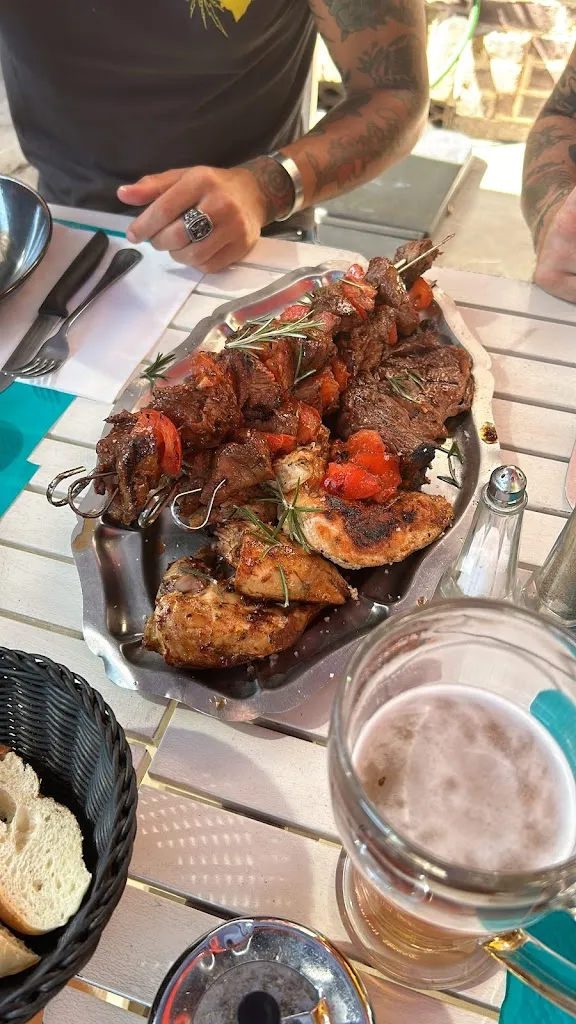 Daniele Brugognone_Brasserie LE 39_Oissel_review