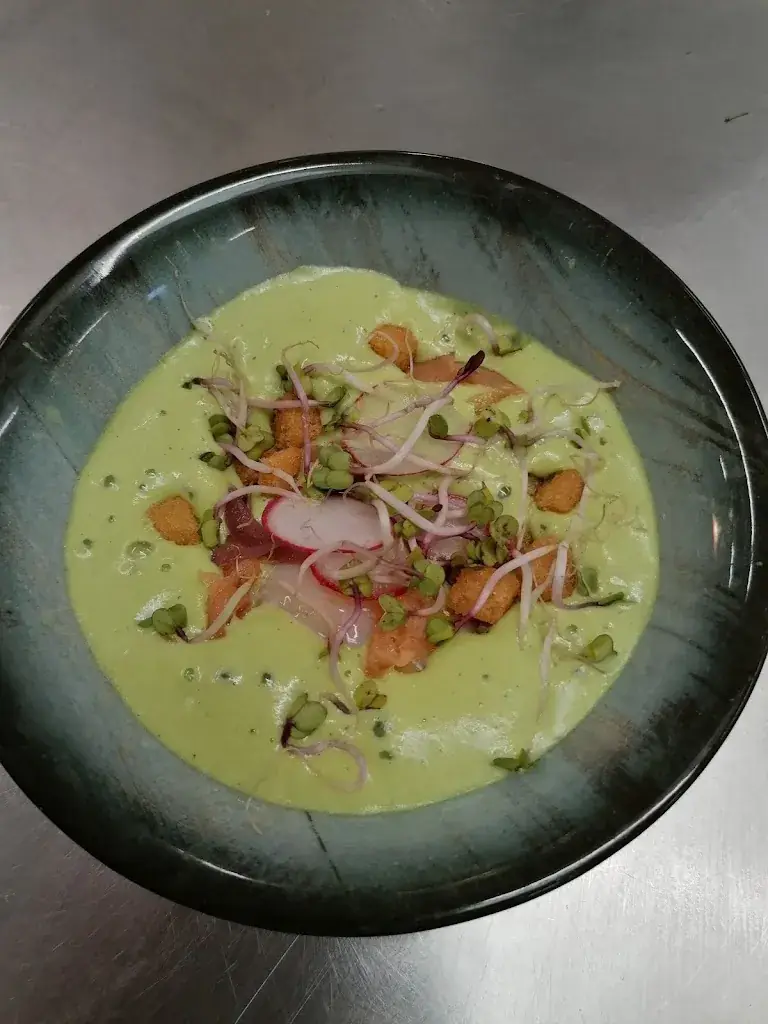 Sebastien_Le CosmopolEat | L'Escale à Oissel_Oissel_review