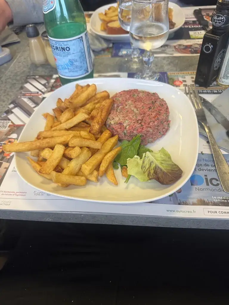 Thomas TRT_Le Commerce_Saint-Étienne-du-Rouvray_review