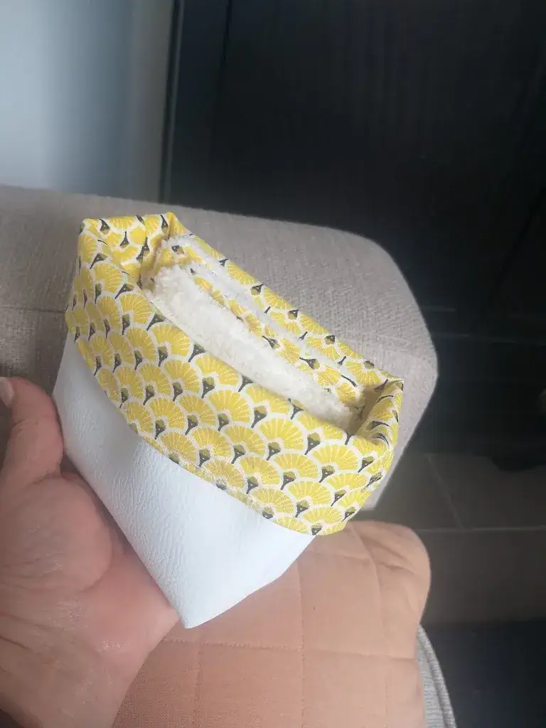 Bouzar Myriam_Utopia_Oissel_recensione