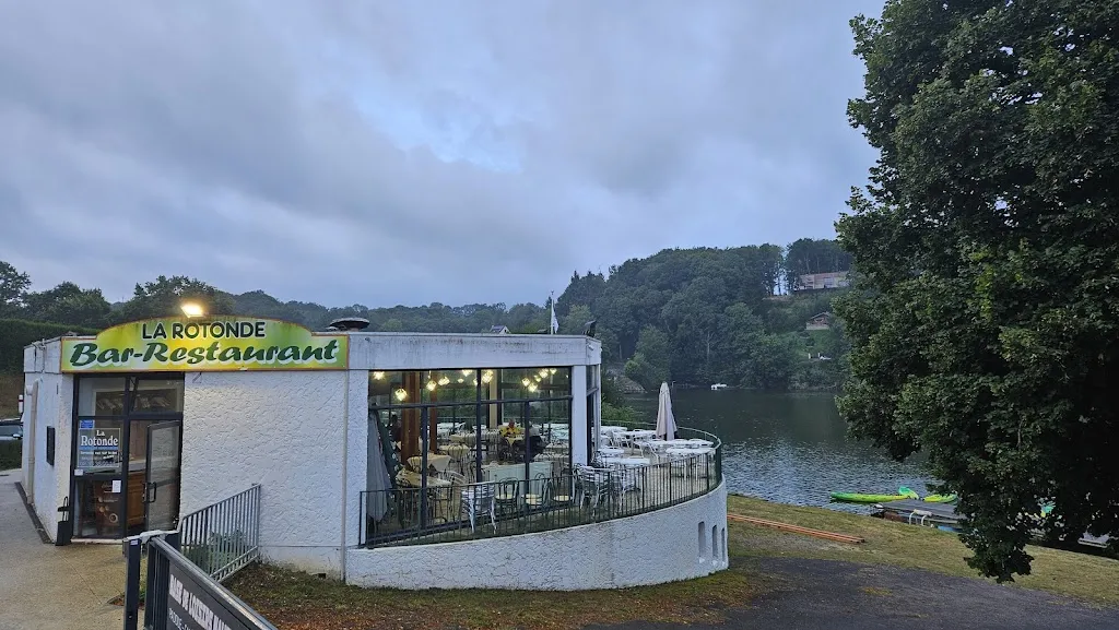 Djamilo Luyten_Restaurant panoramique - LA ROTONDE_Putanges-le-Lac_review