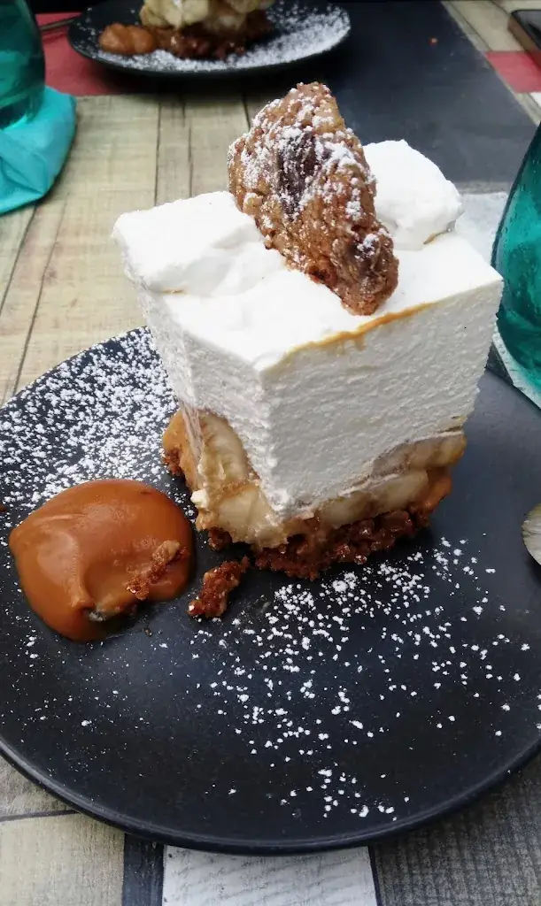 Caroline B_La Gourmandine_Pont-Audemer_review