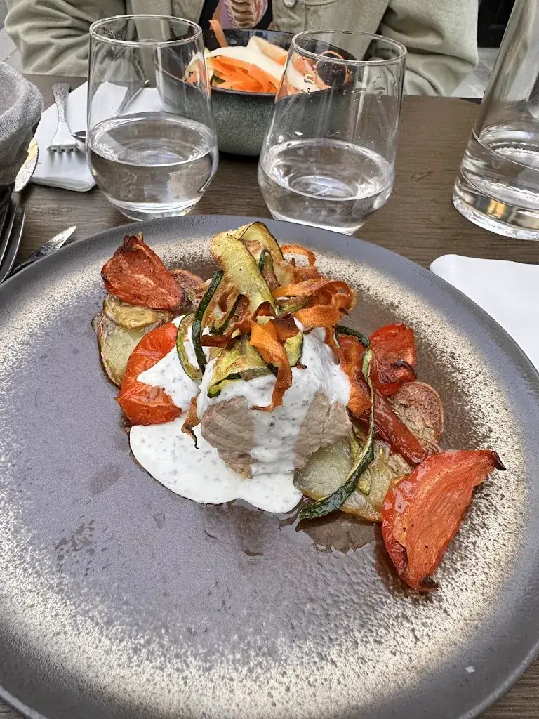 La Moulerie_Port-en-Bessin-Huppain_slider_image_3