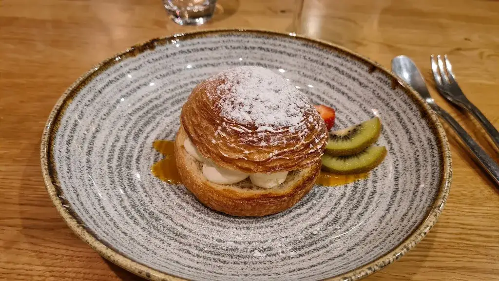 L'Écailler_Port-en-Bessin-Huppain_slider_image_3