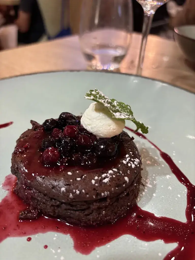 La Table des 2 Marcel_Port-en-Bessin-Huppain_slider_image_3