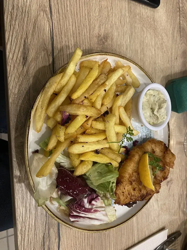 Alex Webb_Restaurant La Marie du Port_Port-en-Bessin-Huppain_review