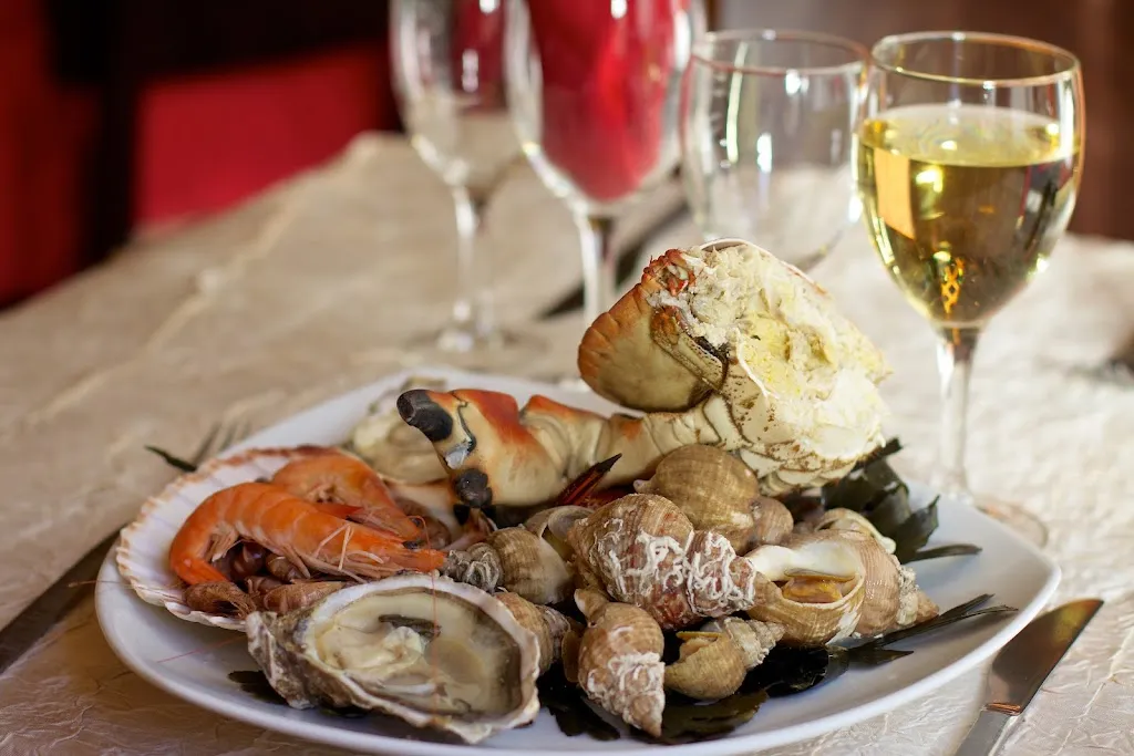 Le Vauban_Port-en-Bessin-Huppain_slider_image_3