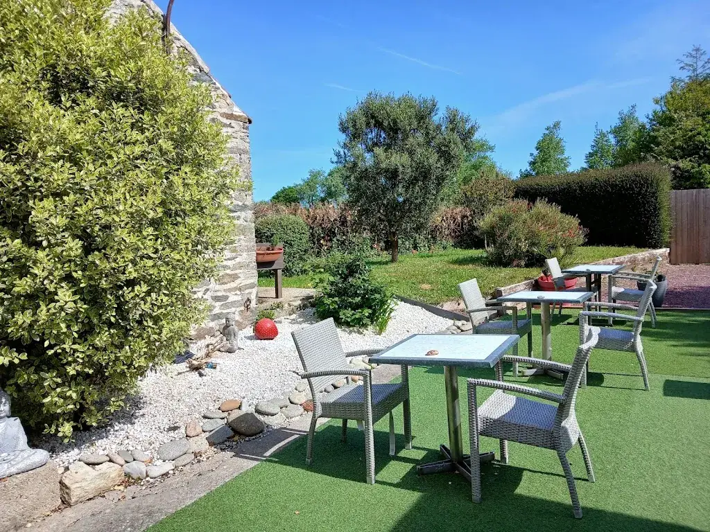 Restaurant La rivière restaurant in Hague