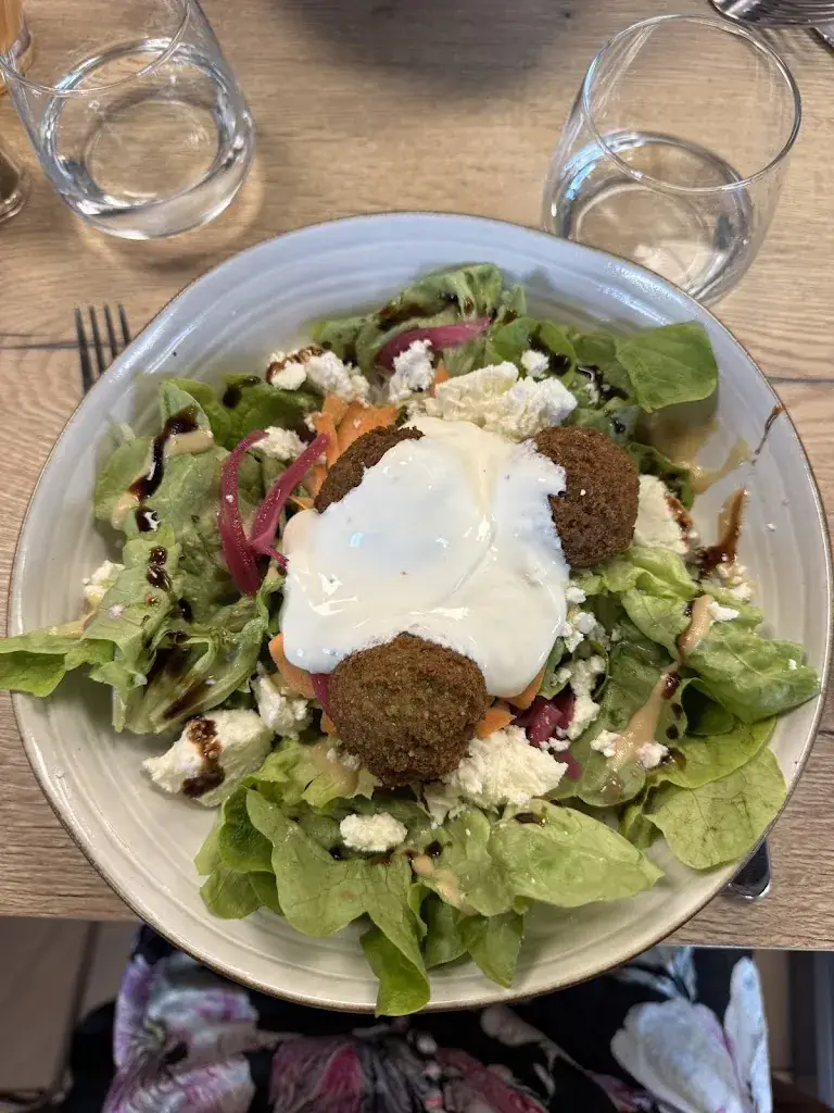 Le Coin des Copains restaurant in Vernaison