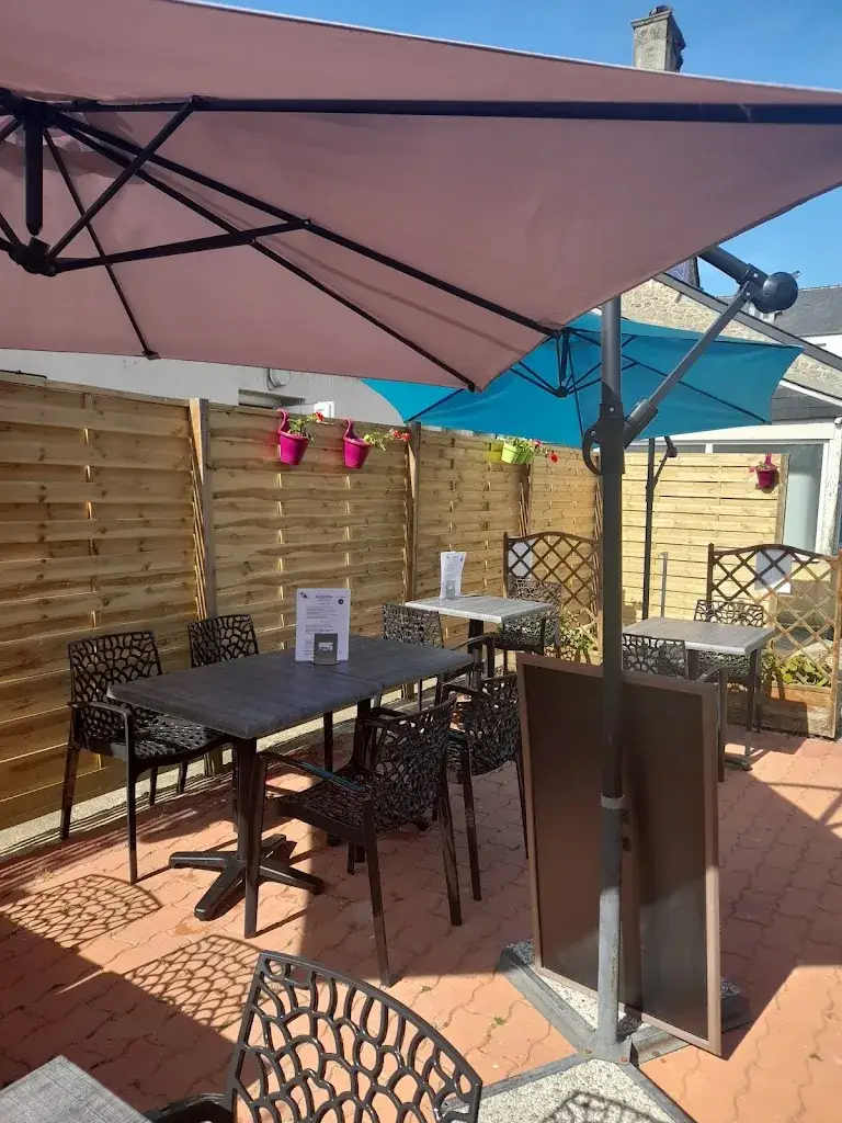 Le Bistroy restaurant in Quettehou