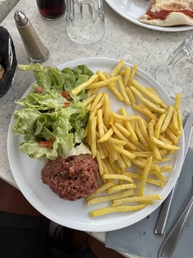 LA DIVININA_Janneyrias_slider_image_3