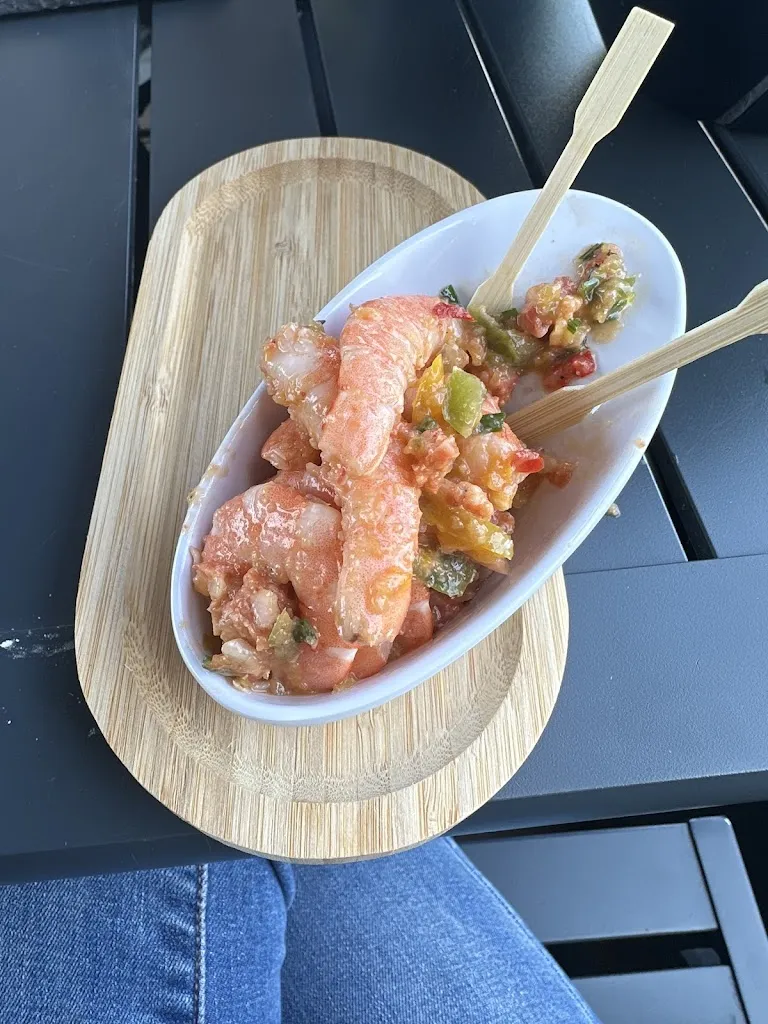 Ellexa Allen_L'entre deux tours_Saint-Vaast-la-Hougue_review