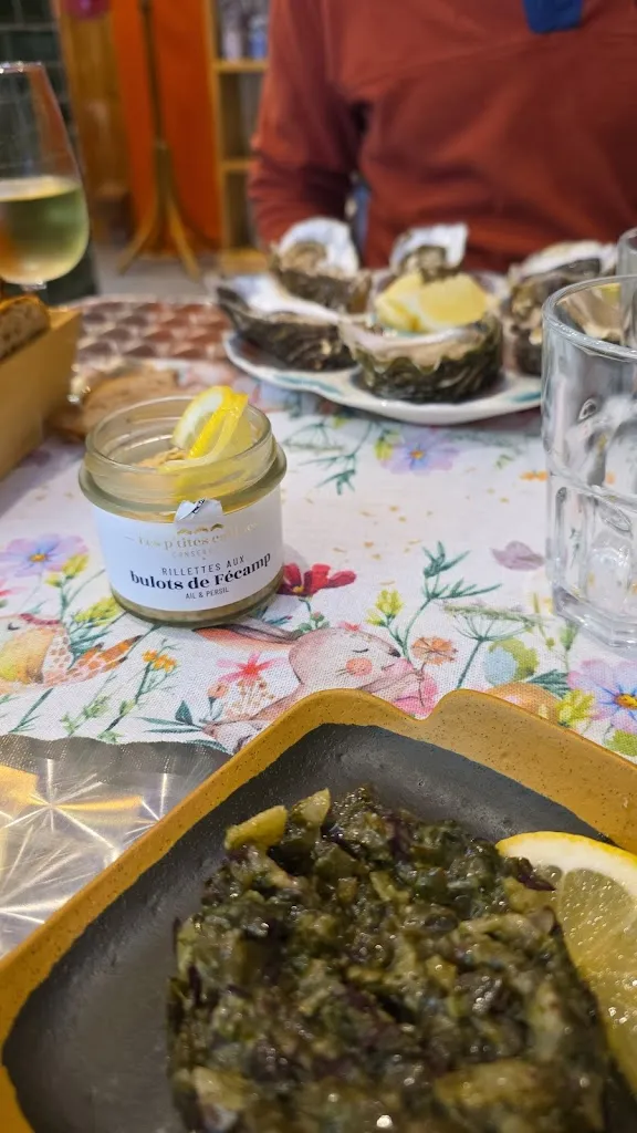 Marie Herpe_L'ître, repère iodé_Saint-Vaast-la-Hougue_review