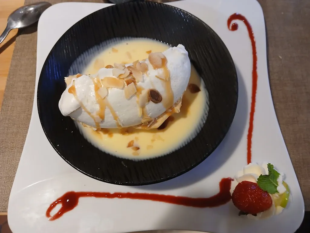 Stéphanie Mau_La Grillade_Quincampoix_review