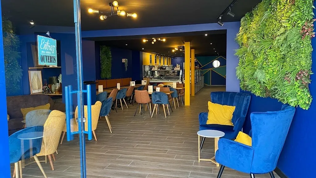 Déli Kitchen by La Fabric restaurant in Pontorson