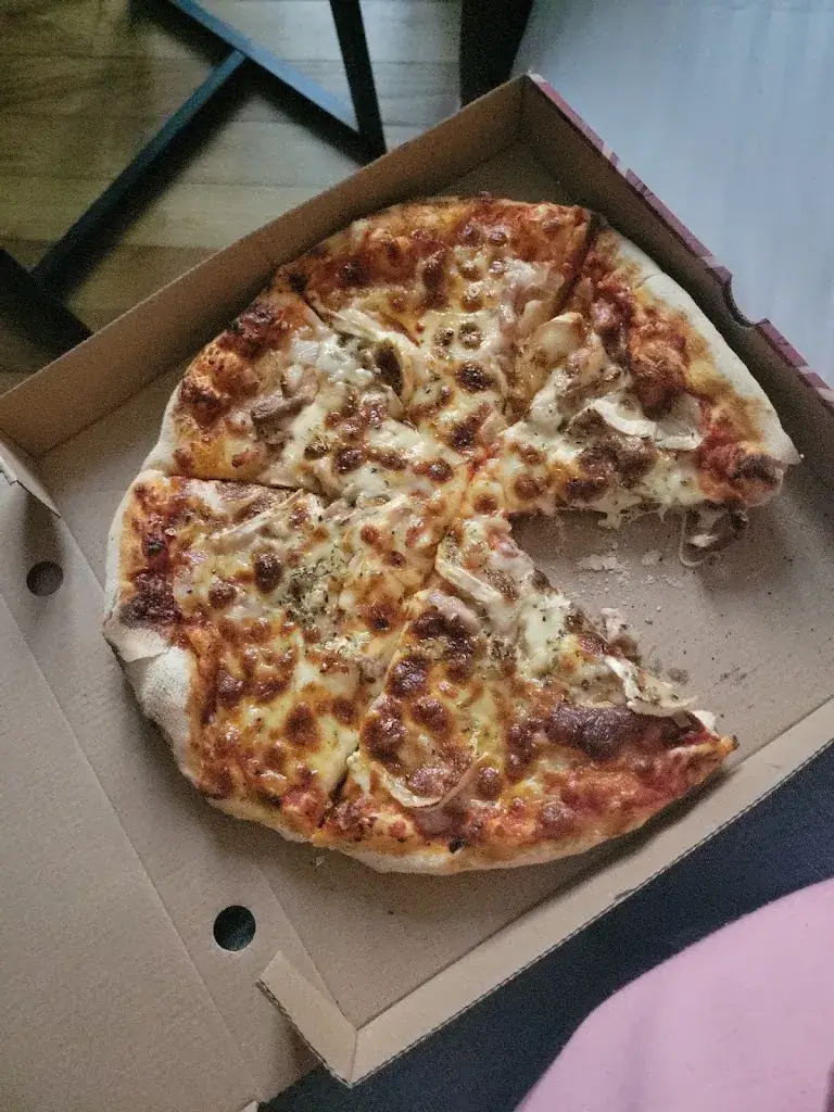 Luppio Pizzeria Pontorson_Pontorson_slider_image_2