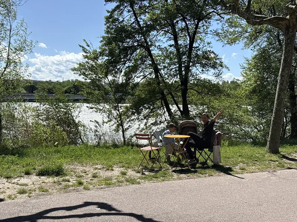 Bart Denteneer_L'Ô'Berge_Guilherand-Granges_review