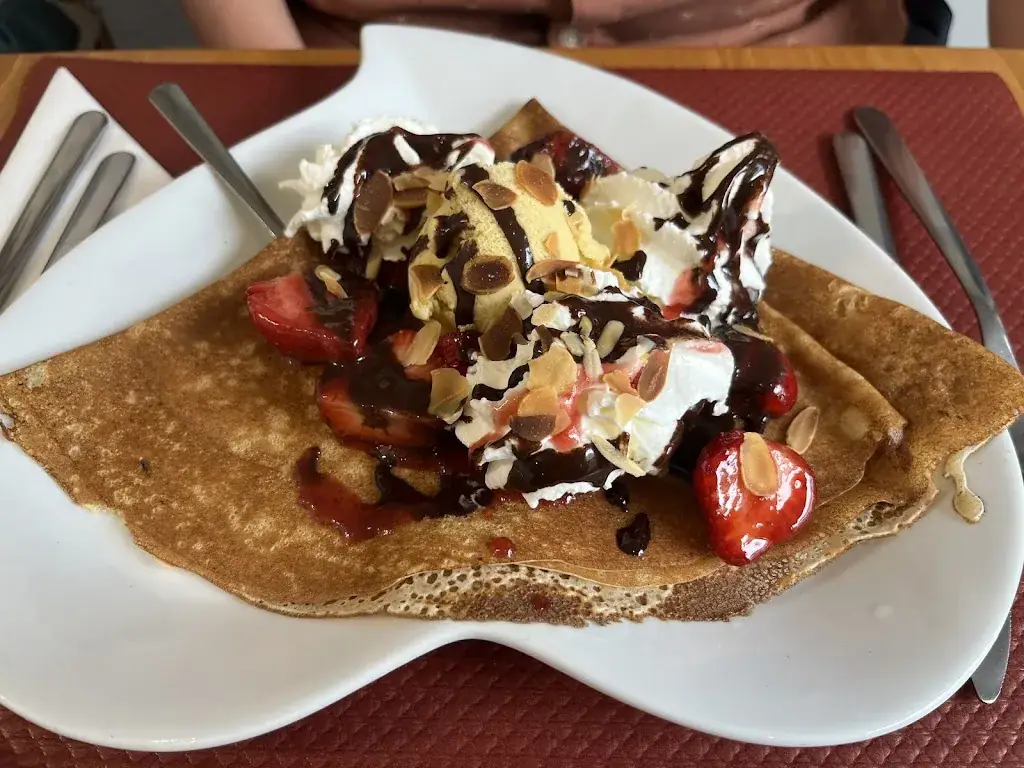 Smooth 23_CREPES ET GLACES_Pontorson_review