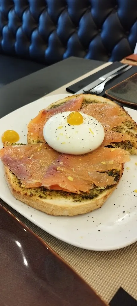 Brasserie_Pontorson_slider_image_1