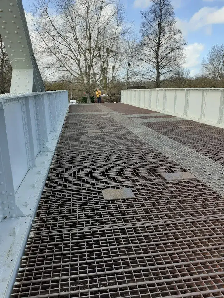 James Jardine_Le Longchamp_Ranville_review